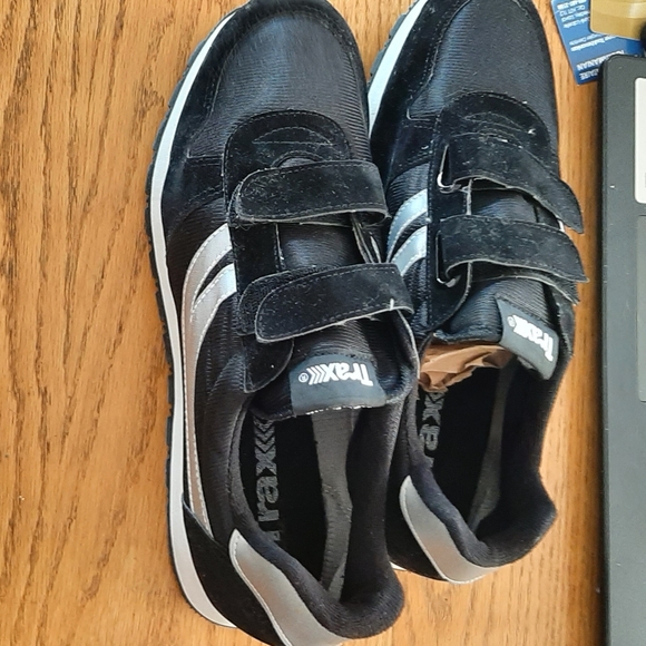 Man's shoes - Picture 3 of 7